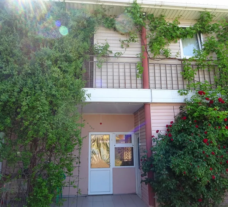 . Гостевой дом Любовь. Голубицкая