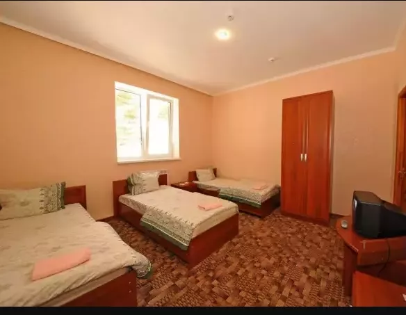 Эконом трехместный в блоке. Отель «Альпина». Эльбрус - гостиницы