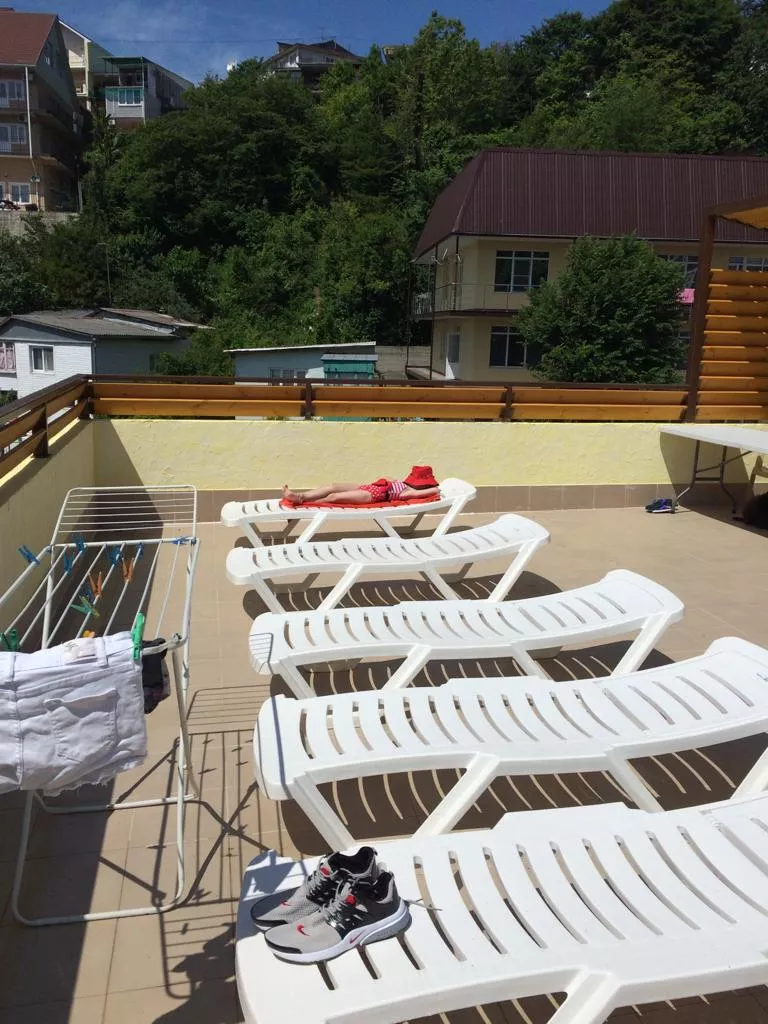 . Гостевой дом "Родничок". Лазаревское