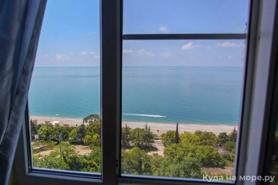 «Стандарт» 2х, 3х местный. Отель Дача художников. Гагра