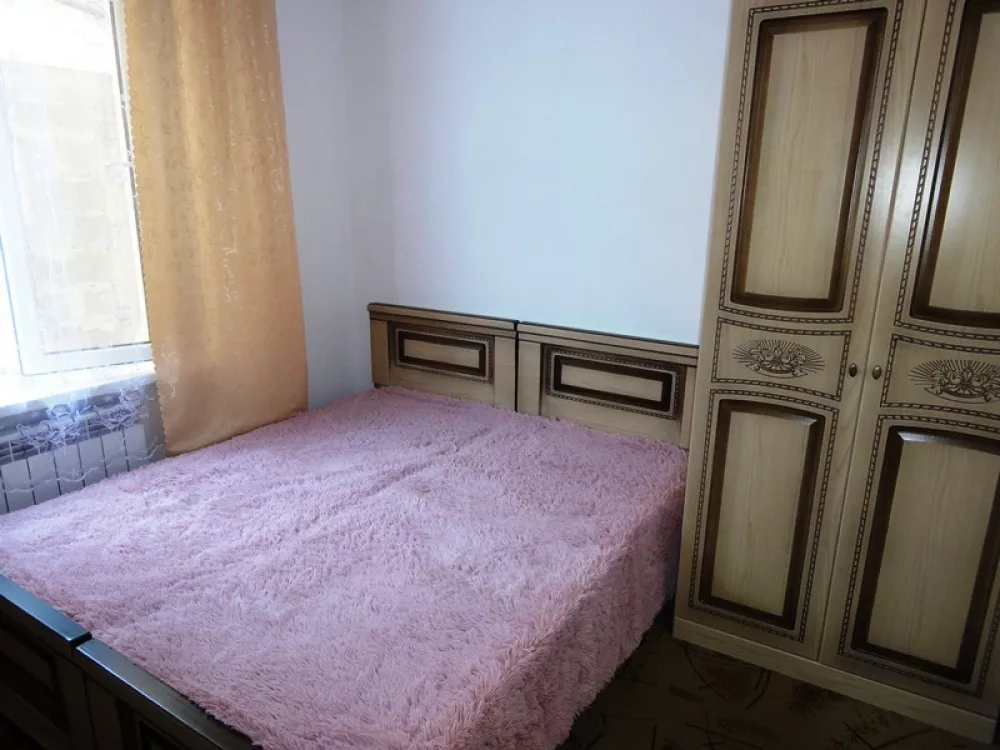 . Частный сектор "У Генриха". Лоо . Частный сектор "У Генриха". Лоо