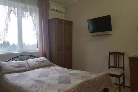 3-х местный номер эконом. Гостевой дом «Красный дом». Совет-Квадже