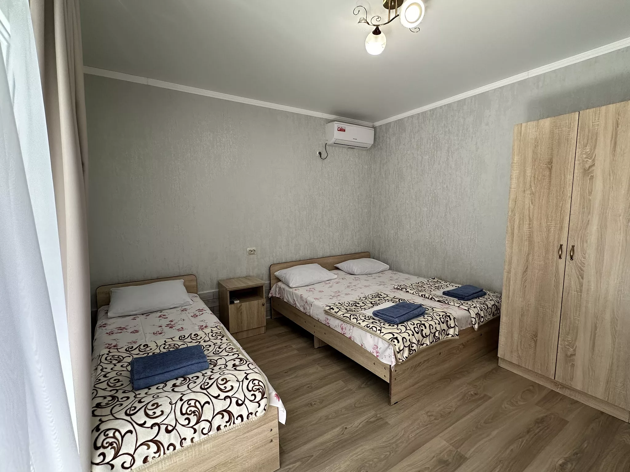 . Гостевой дом Надежда в Гаграх. Гагра