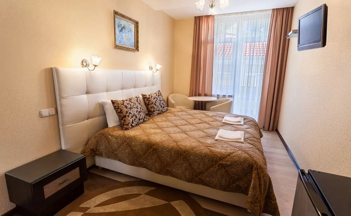 Двухместный номер класса «Стандарт». Отель "Гранд Флер". Форос