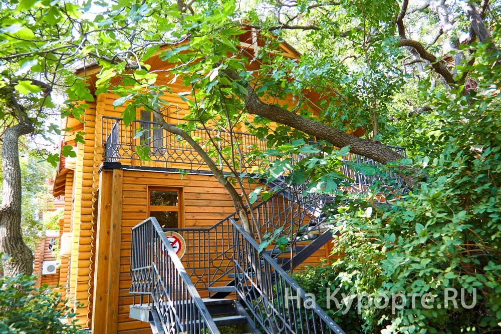 Стандартный 2-х местный номер в коттеджах №№ 8,9,13,14 – сруб. Пансионат "Форосский берег". Санаторное