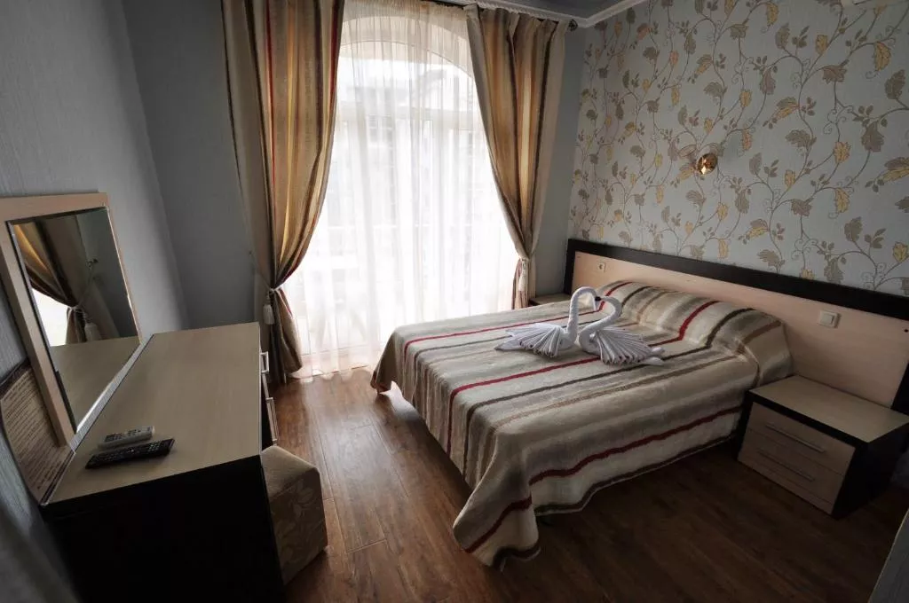 “Студия” 5-ти местная. Отель "АТЛАС". Витязево