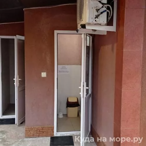 . Гостевой двор в п. Приморское. Новый Афон