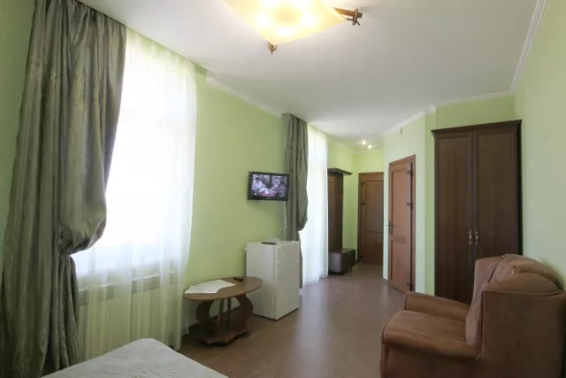 Двухместный номер с балконом «Стандарт/Standart». Гостевой дом  Vega. Заозерное