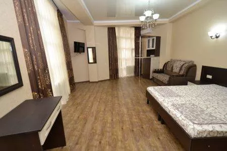 Студио. Отель "Золотое Руно". Витязево