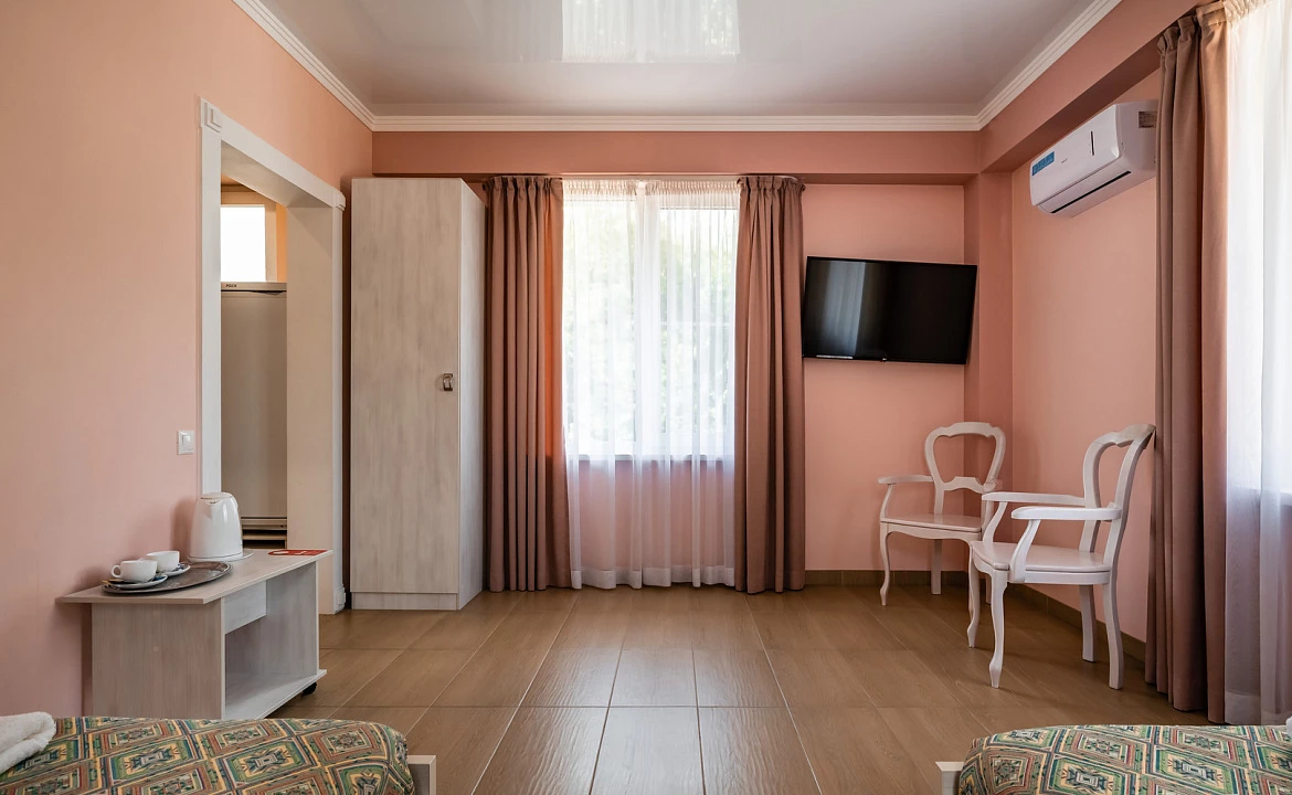 Двухместный улучшенный. Отель "Танго в поляне". Красная Поляна