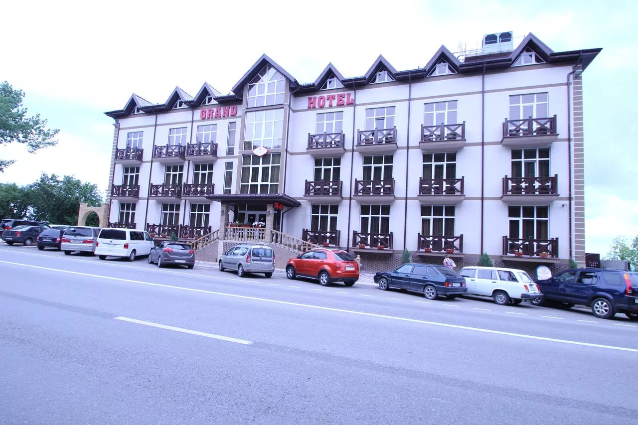 . Отель «RIVIERA GRAND HOTEL». Лермонтово