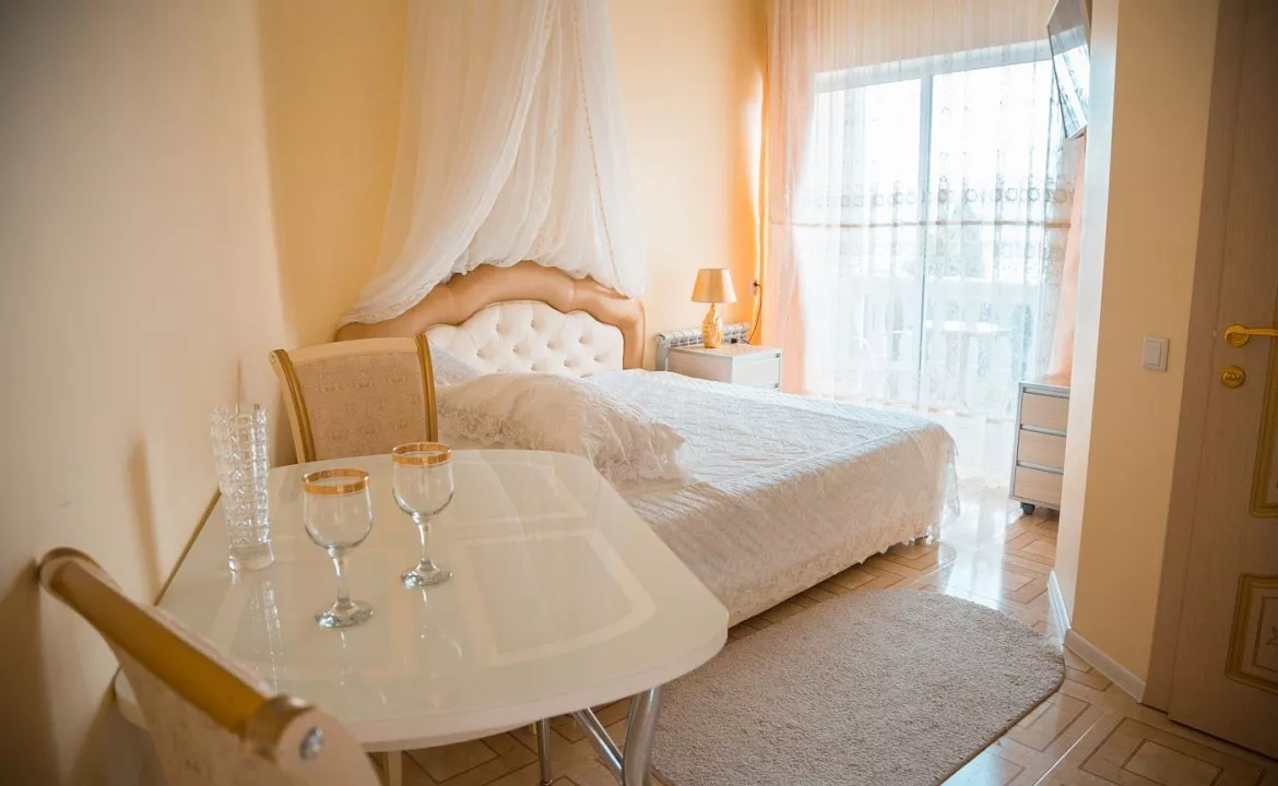 Полулюкс №2.3. Гостевой дом частный "Мид". Ялта