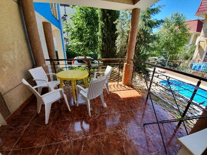 4-х местный стандарт. Гостиница  № 56 Семейный **. Симферополь