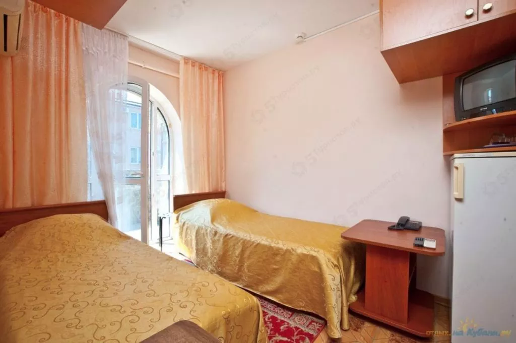 2-х местный номер. Гостевой комплекс "Дворянское гнездо". Витязево 2-х местный номер. Гостевой комплекс "Дворянское гнездо". Витязево