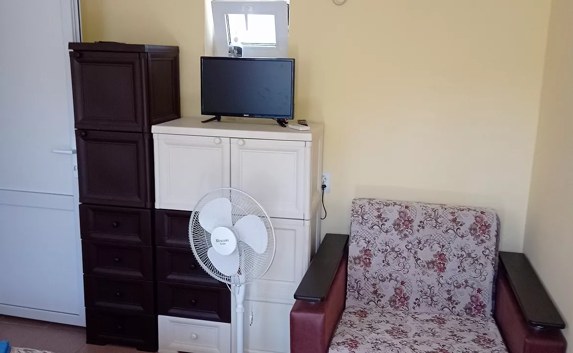 3 местный номер. Гостевой дом   "Отдых". Кучугуры