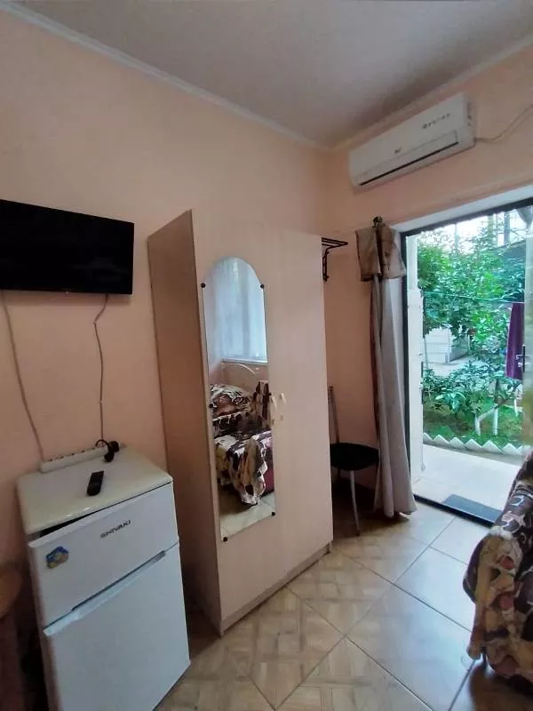 . Частный сектор на Генерала Дбар 16. Гагра . Частный сектор на Генерала Дбар 16. Гагра