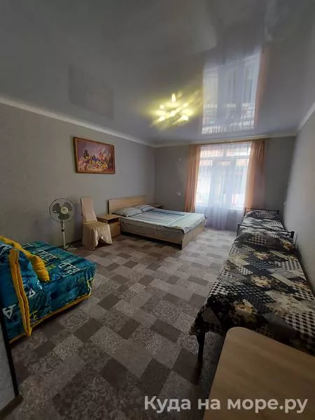 Стандартный пятиместный номер. Гостевой дом "Нур". Ольгинка