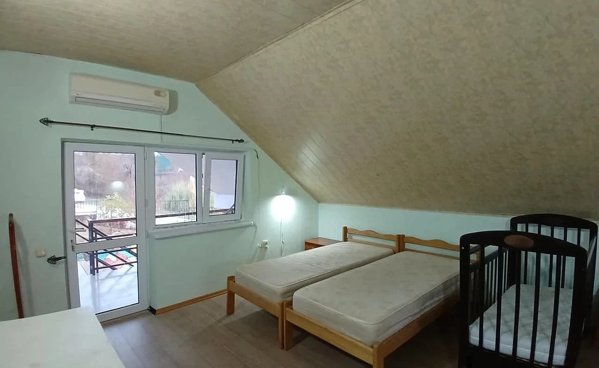 4х местный Люкс, от 1 до 5 гостей, балкон, вид на море, горы. Гостевой дом "Горная лаванда". Лазаревское