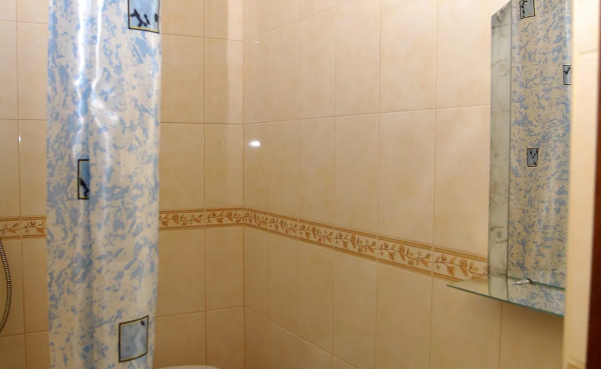 3х местный. Гостиница "Олимп" . Береговое