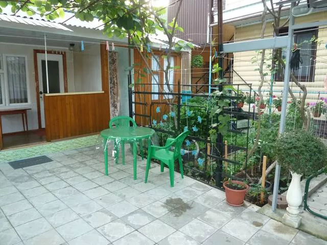 . Частный сектор << МАРГАРИТА >>. Лазаревское