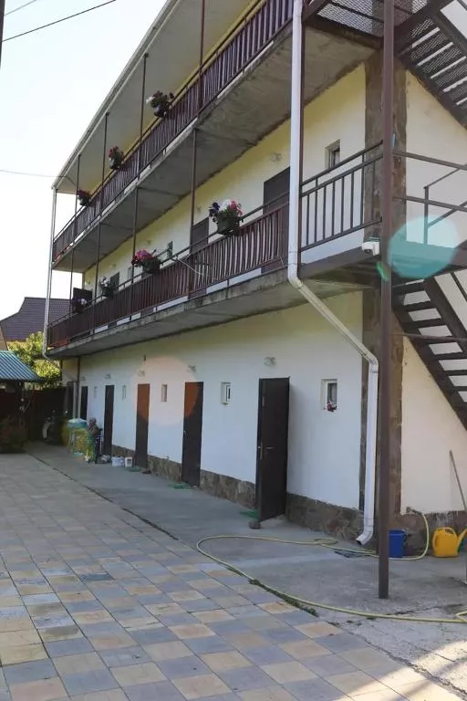 . Гостевой дом Евгения. Небуг