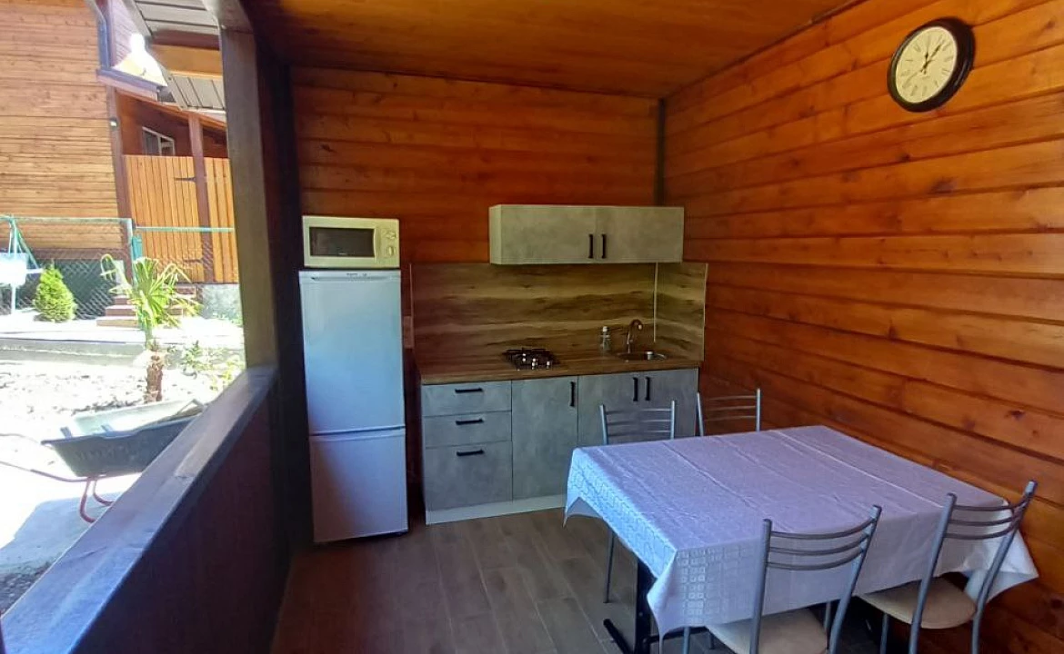 Дом. Гостевой дом Горный бриз. Агой