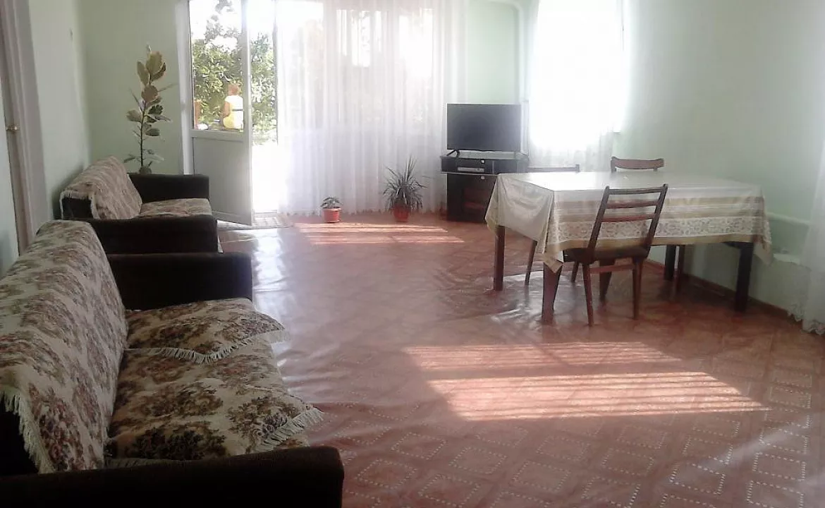 Эконом. Гостевой комплекс Гостевые домики у Нарине. Новый Афон