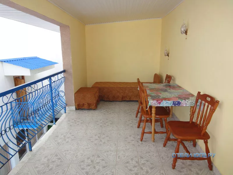 . Гостиница "Аврора". Лазаревское