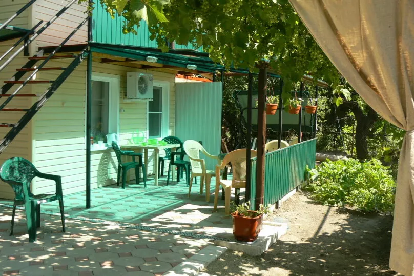 . Частный сектор На Ростовской 181. Ейск