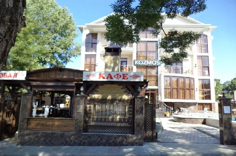 . Отель "KoZmos". Кабардинка