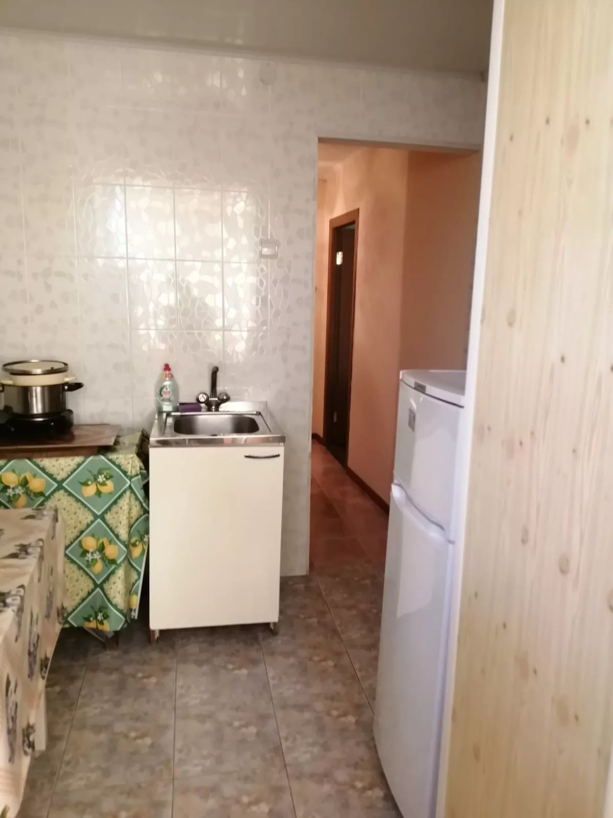 . Квартира в многоквартирном доме Сдаю жилье. Сухум