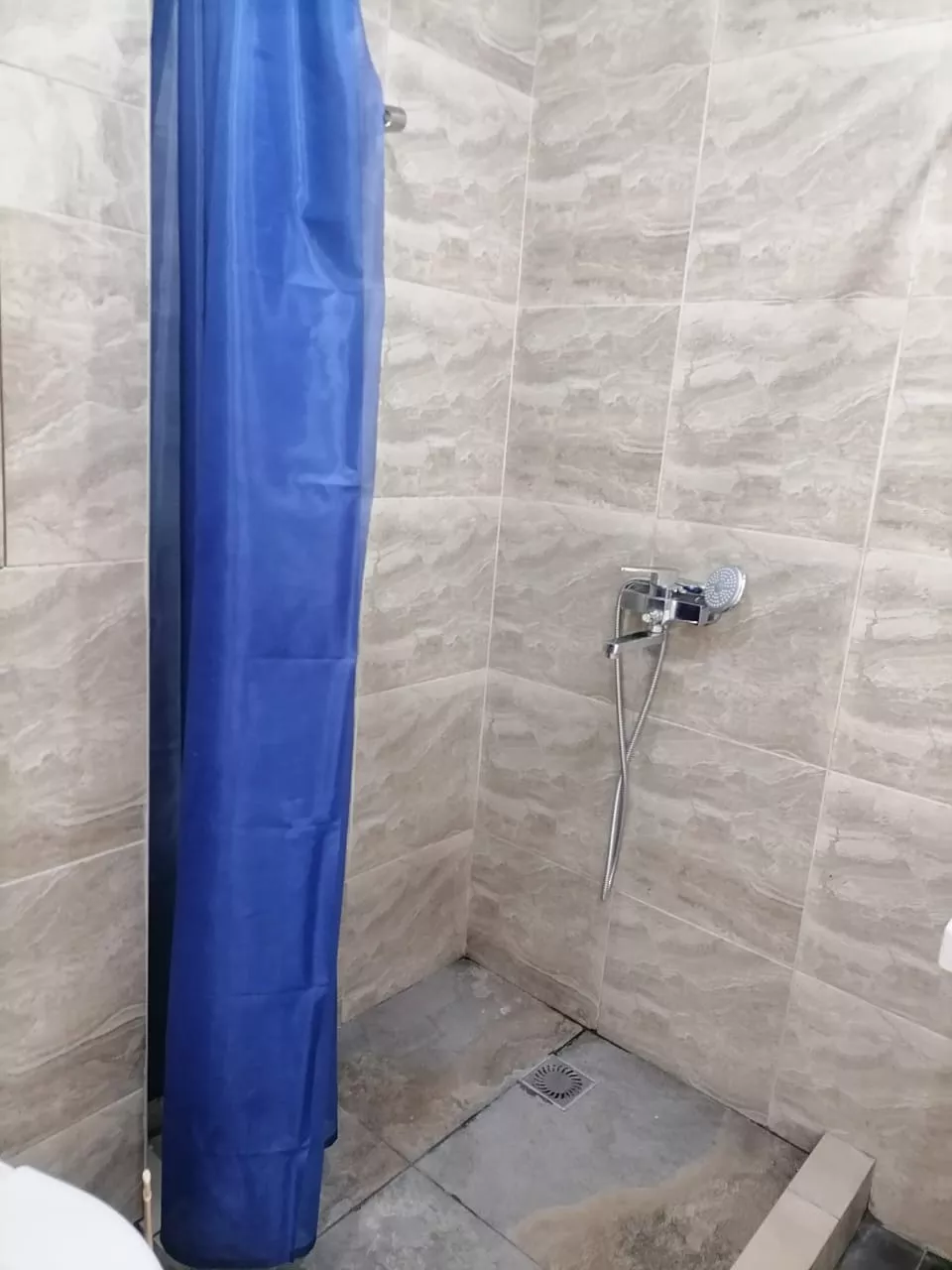 . Гостевой дом Четыре сезона. Лоо