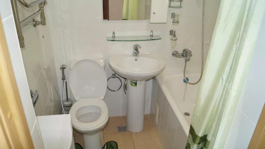 . Квартира в многоквартирном доме 2 ком.квартира у санатория "ЗАПОЛЯРЬЕ". Сочи