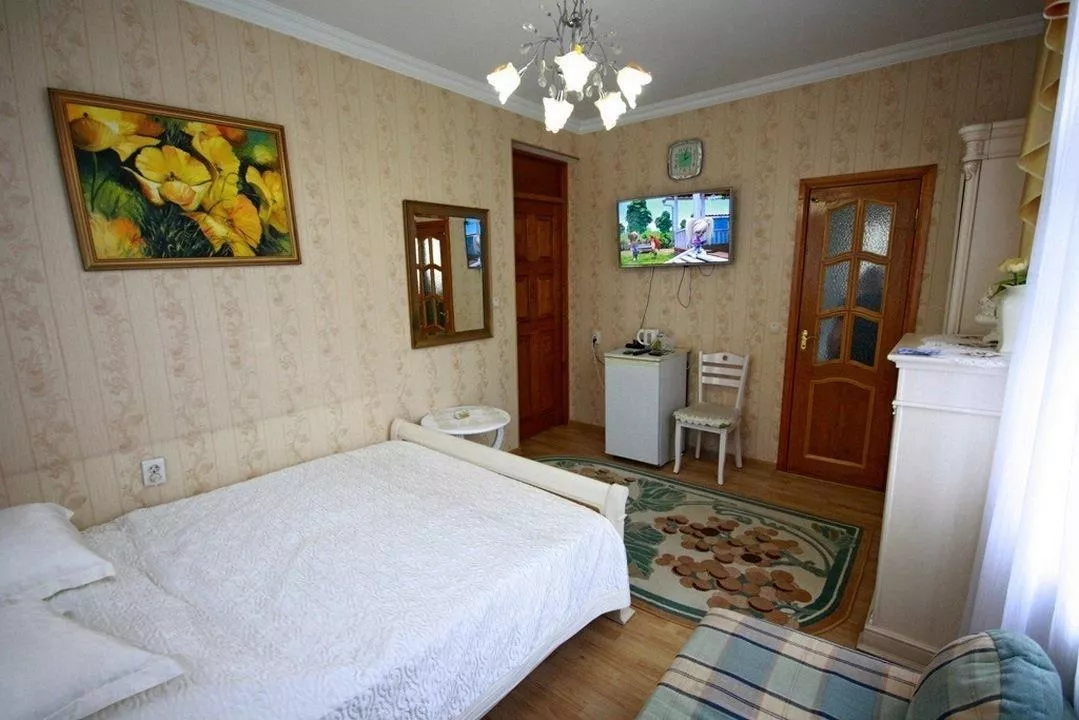 «Стандарт 2х-местный с доп. местом 1 корпус». Гостевой дом «Надежда» . Сочи