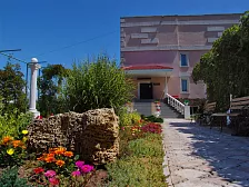 Отель "У моря"