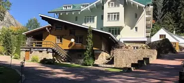 Отель «Белалакая»