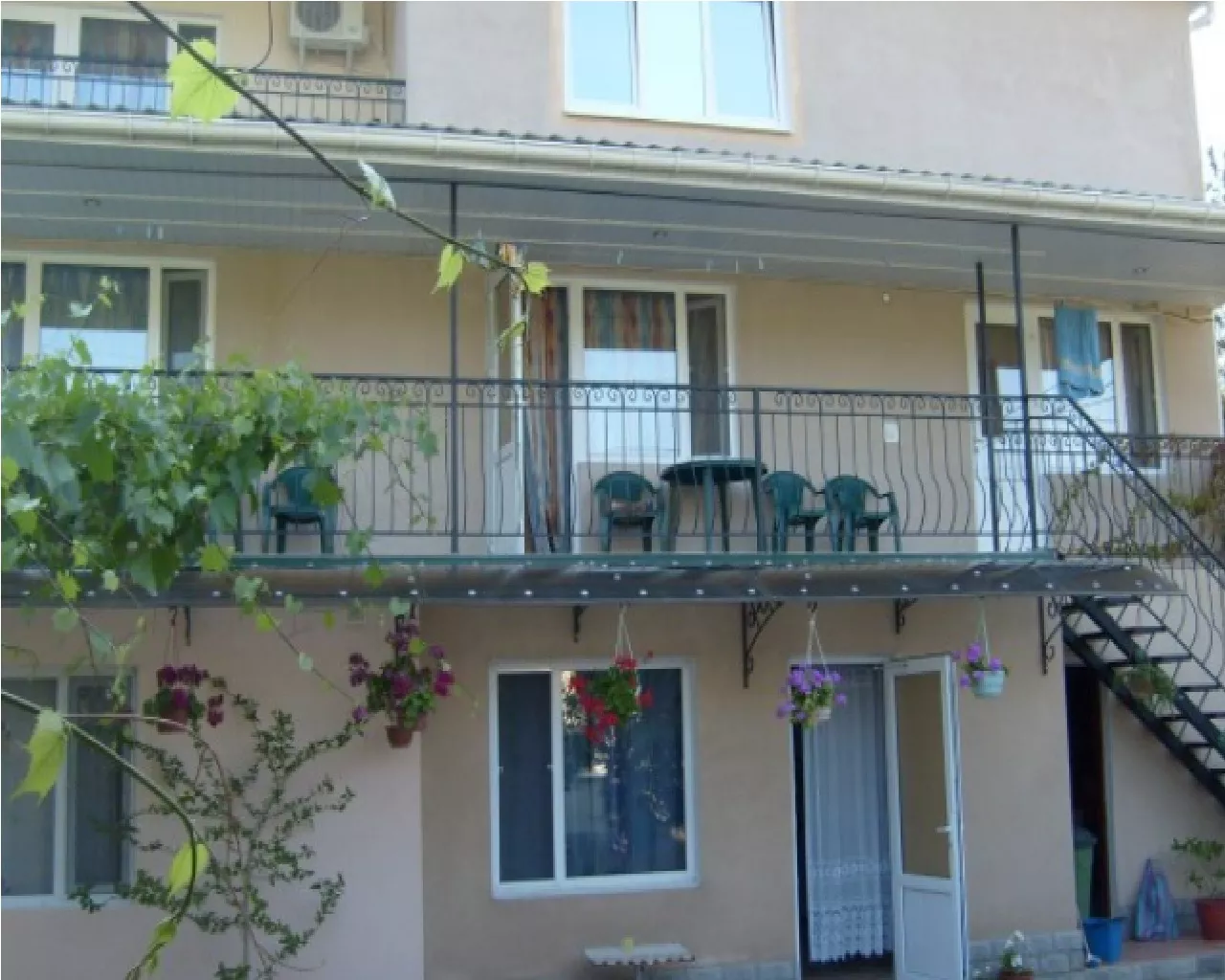 . Гостевой дом Домовладение « Paradis». Изобильное