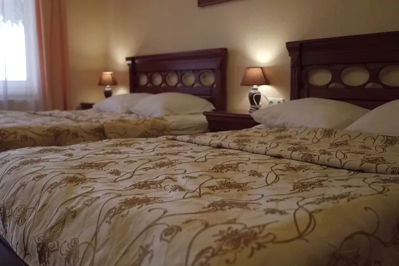 Комфорт. Гостиница Гостиница Империал 2011. Ялта