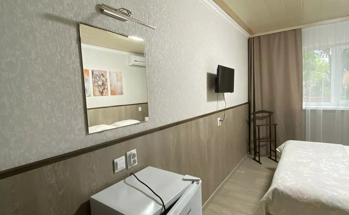 Двухместный первый этаж. Гостевой дом "Инжир". Новомихайловский Двухместный первый этаж. Гостевой дом "Инжир". Новомихайловский