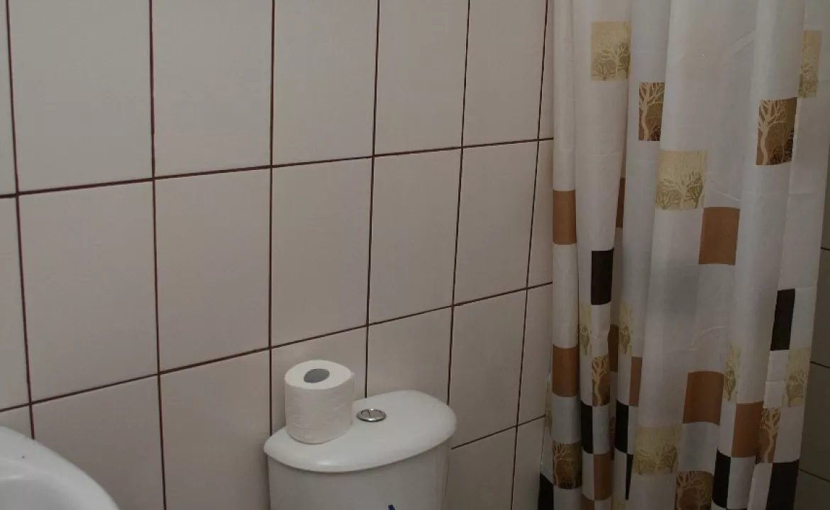 Двухкомнатный номер со своей кухней. Гостевой дом 7Я. Голубицкая