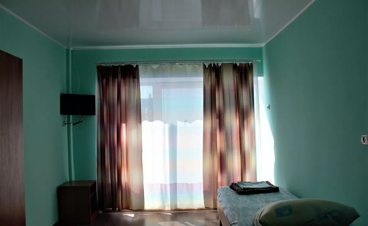 Эконом 3х местный. Гостевой Дом Melrose. Заозерное