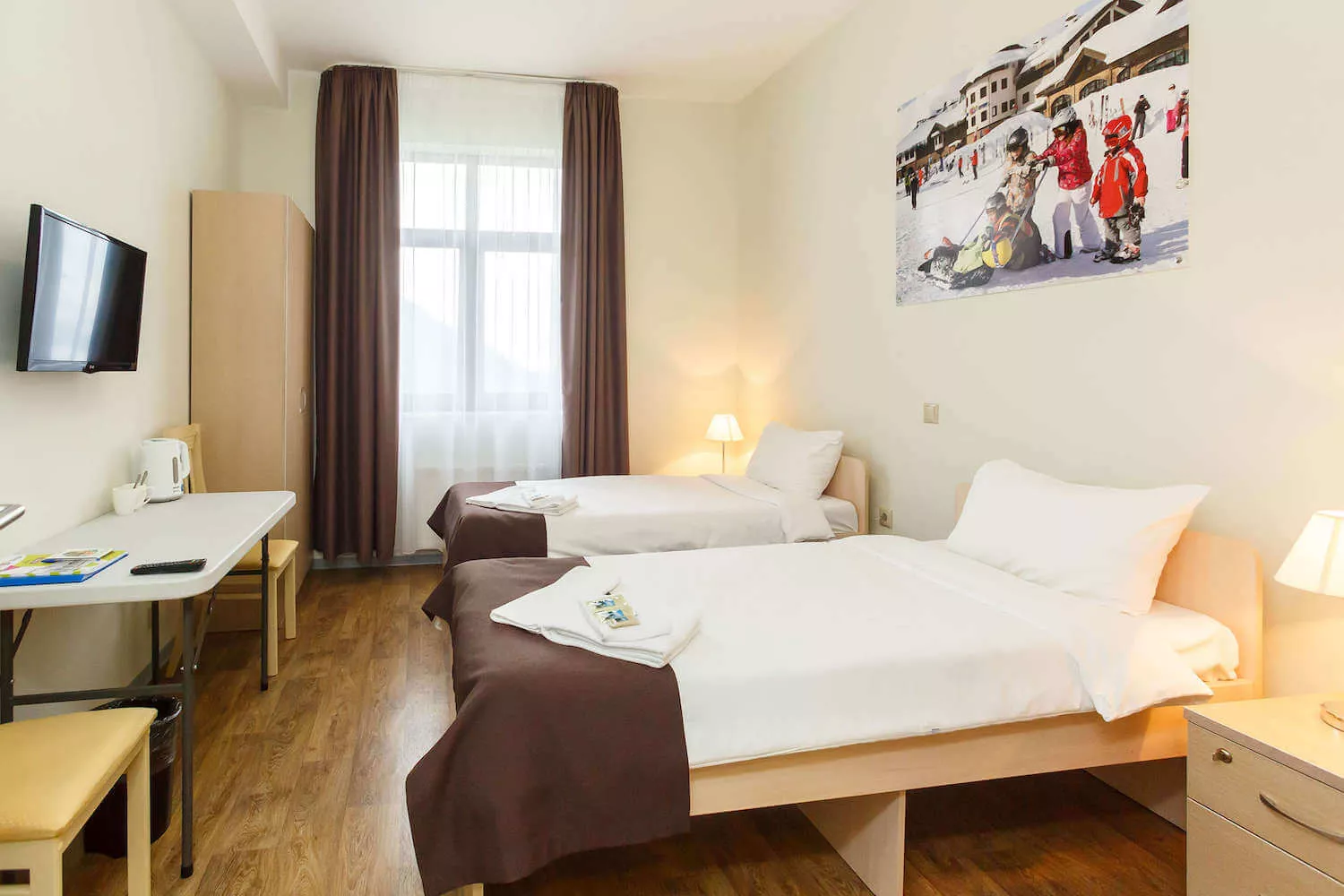 . Отель "Rosa Ski Inn"   . Красная Поляна