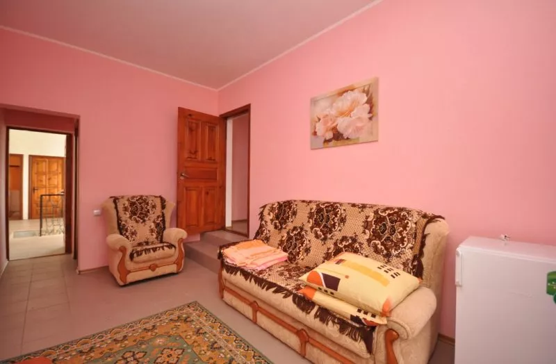 Семейный 2х-комнатный. Пансионат «Анюта». Саки