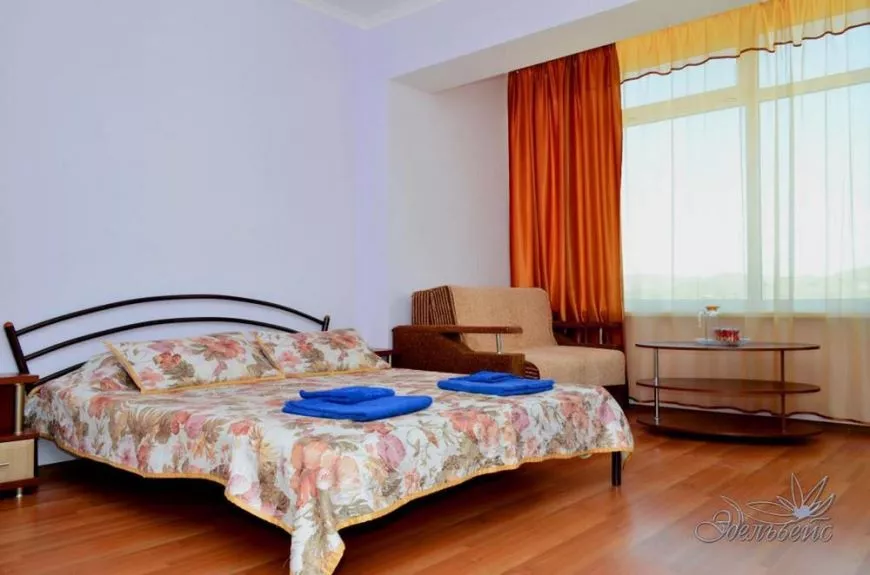 2-3-местный номер с балконом. Гостевой дом «Эдельвейс». Коктебель