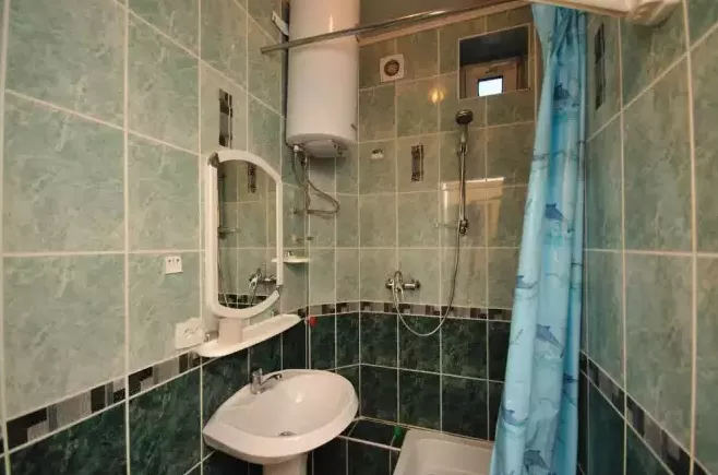 Эконом-класса 2-местный (блочный). Отель «Вертикаль». Домбай-гостиницы