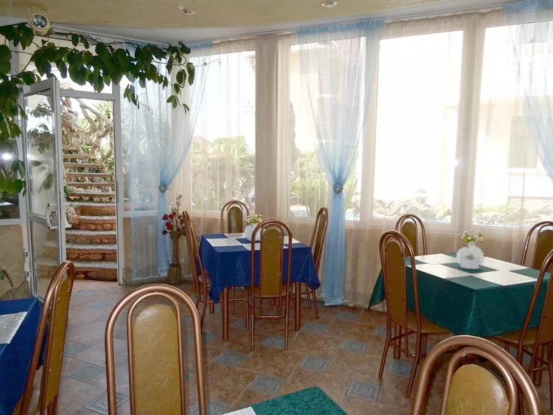 . Отель "Нарния". Адлер