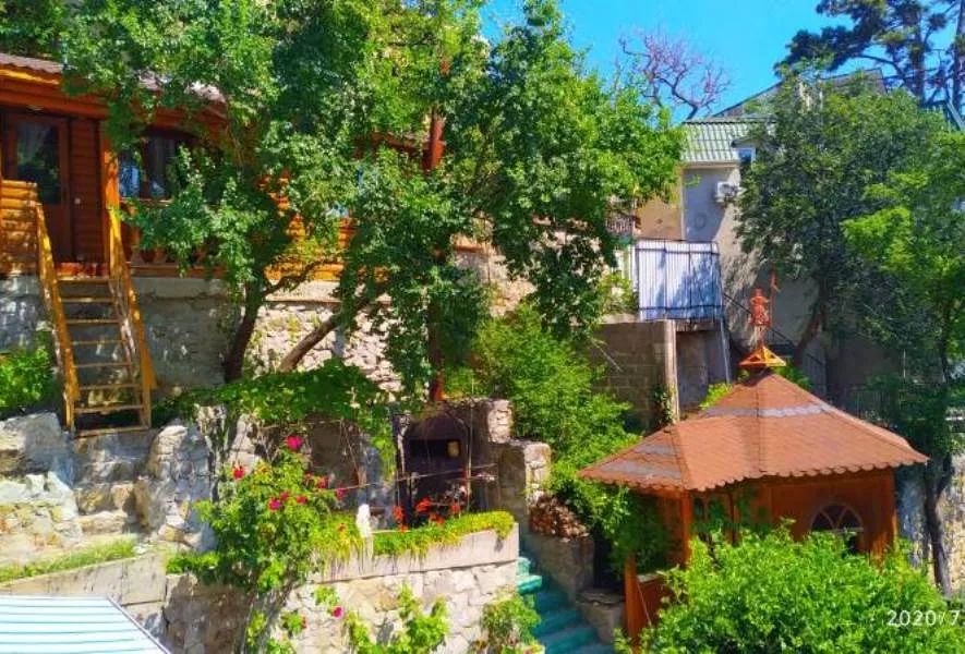 . Гостевой дом Сувенир. Гаспра