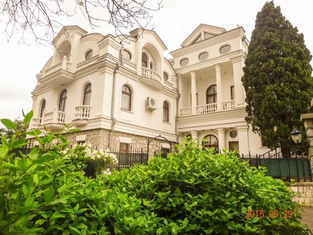 . Вилла "Ренессанс". Кореиз