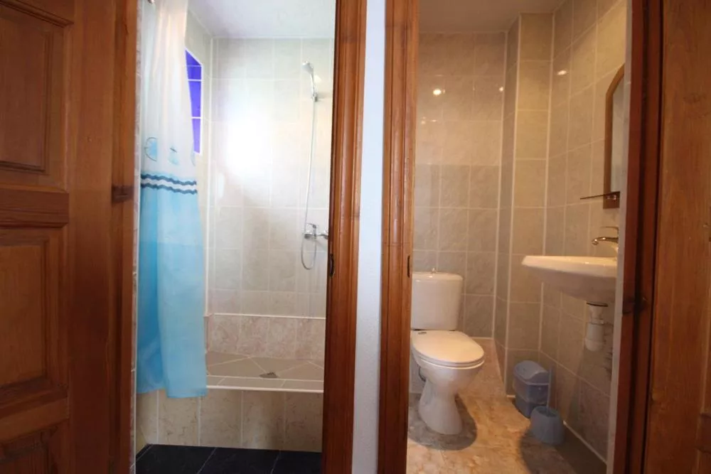 4-х ЛЮКС с кухней. Гостевой дом КАРАВЕЛЛА. Лазаревское