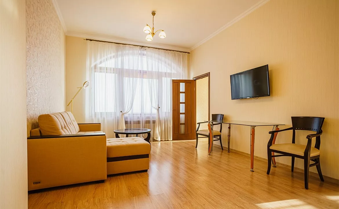 Апартаменты двухкомнатные люкс с террасой 1. Гостевой дом Лиана. Ливадия